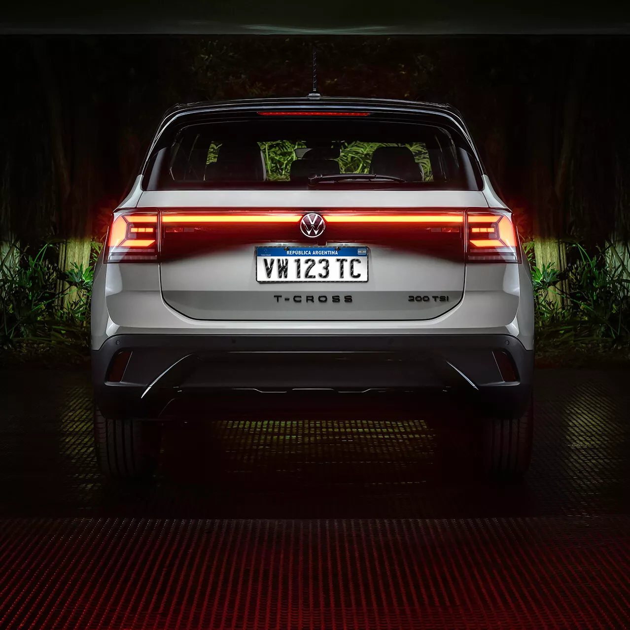 LIGHTSTRIP T-Cross