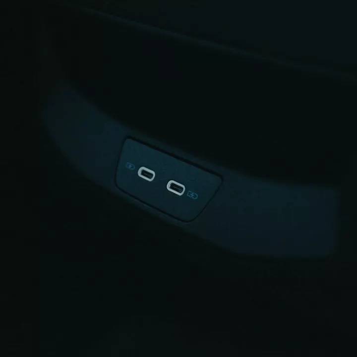 USB-4